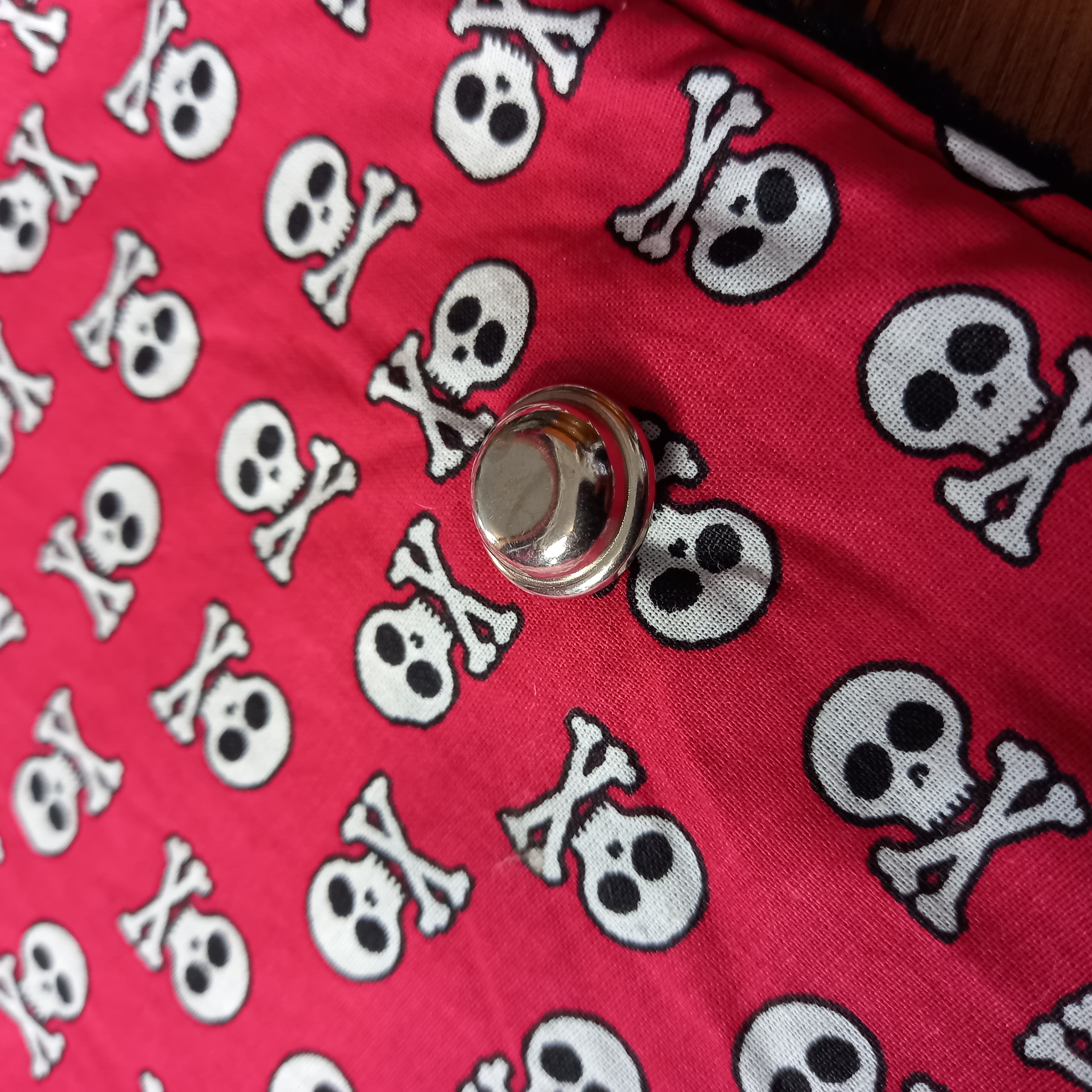 Mitaines skull rouges