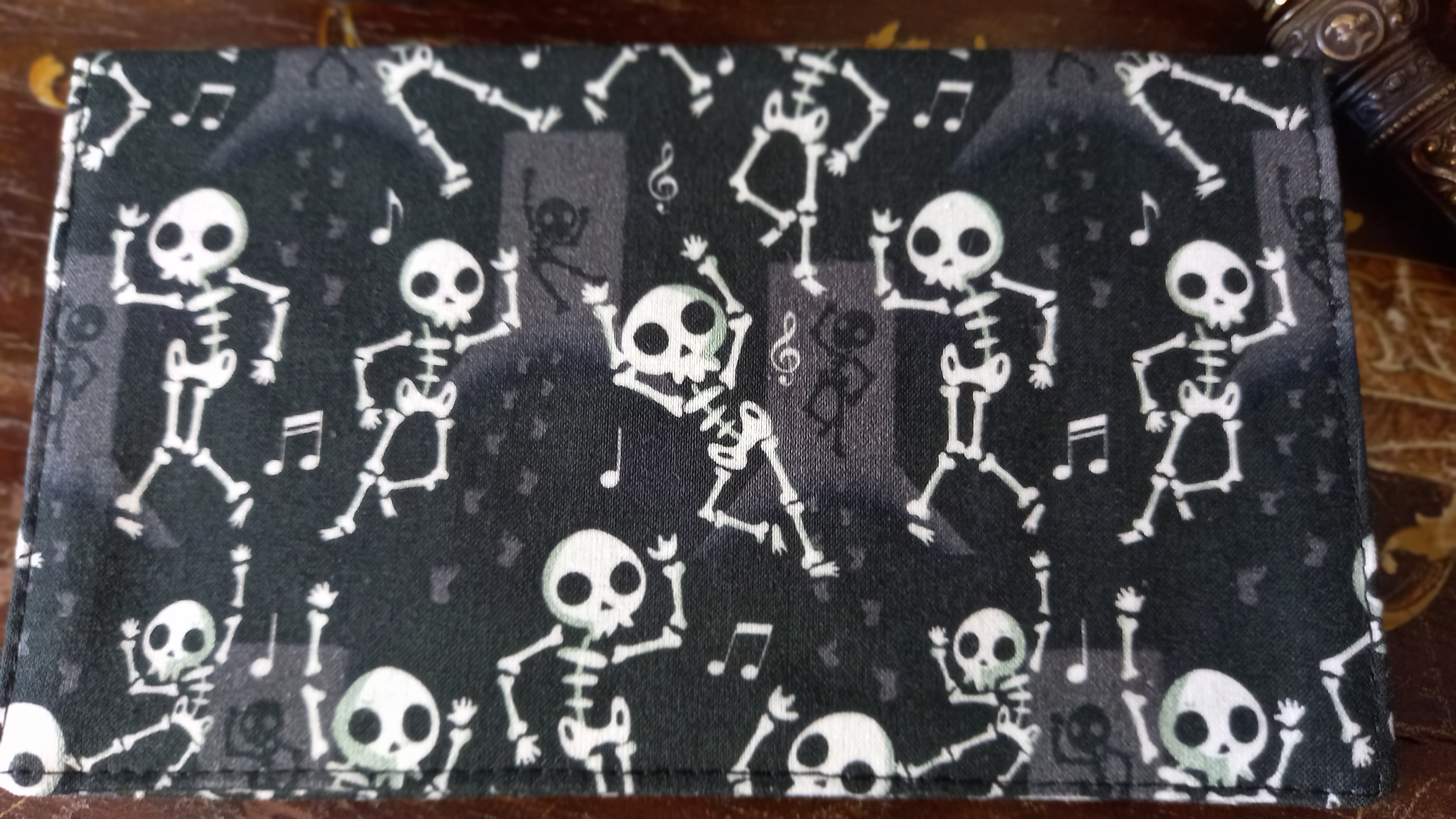 Porte chéquier squelettes qui dansent