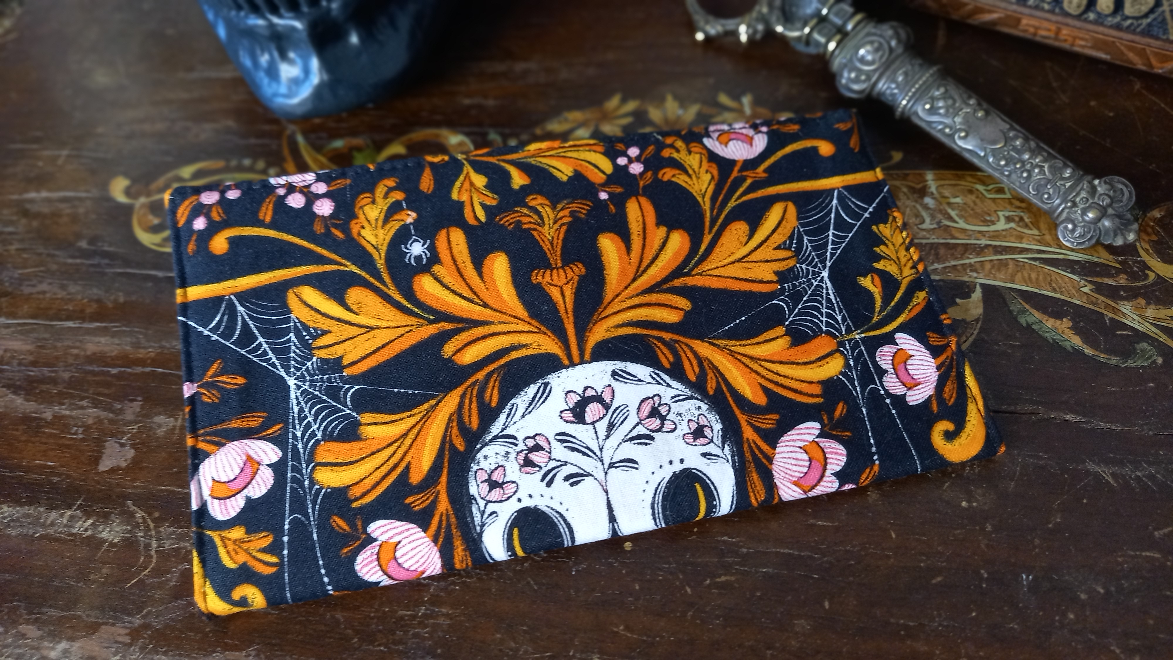 Porte chéquier skull arabesques 