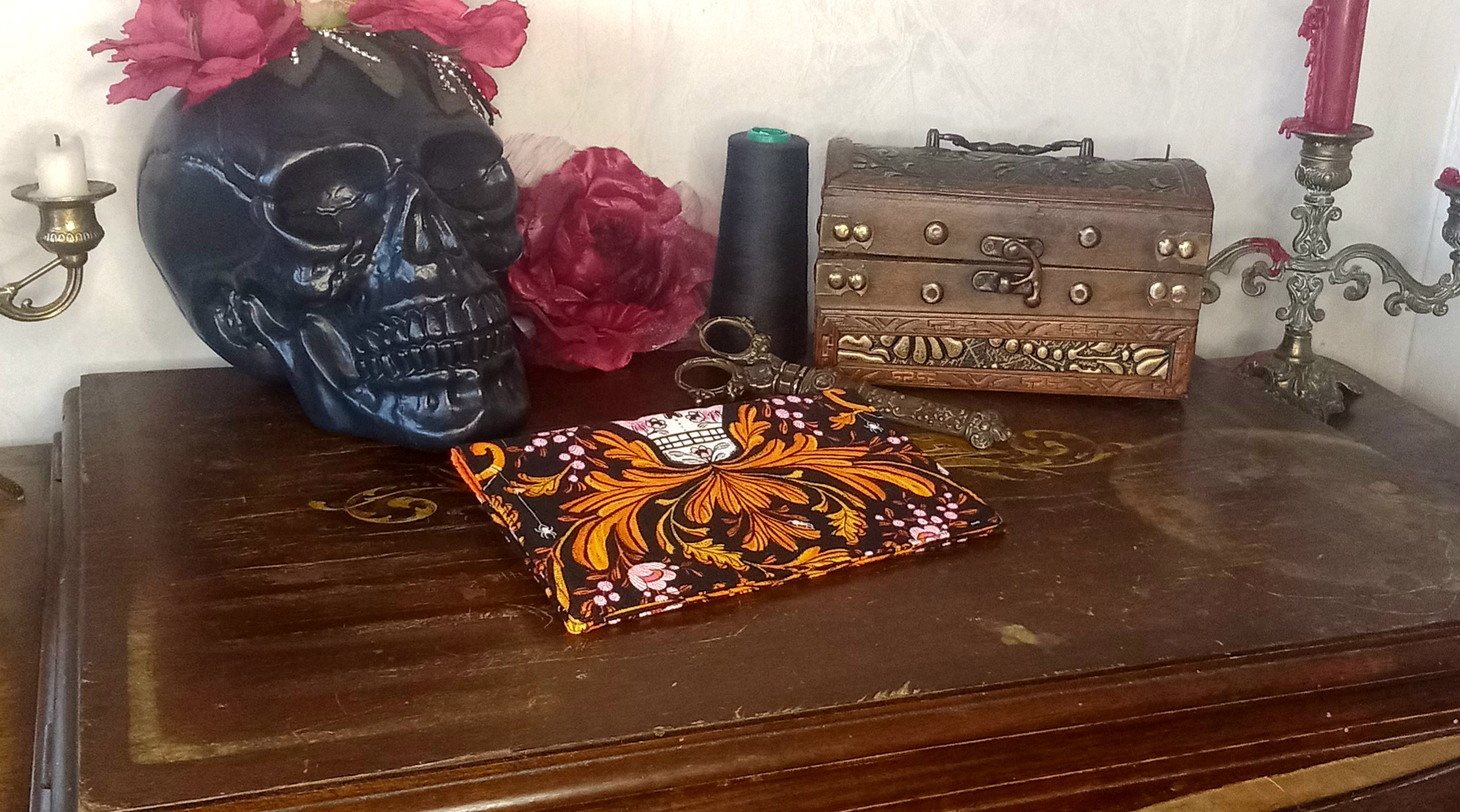 Porte chéquier skull arabesques 