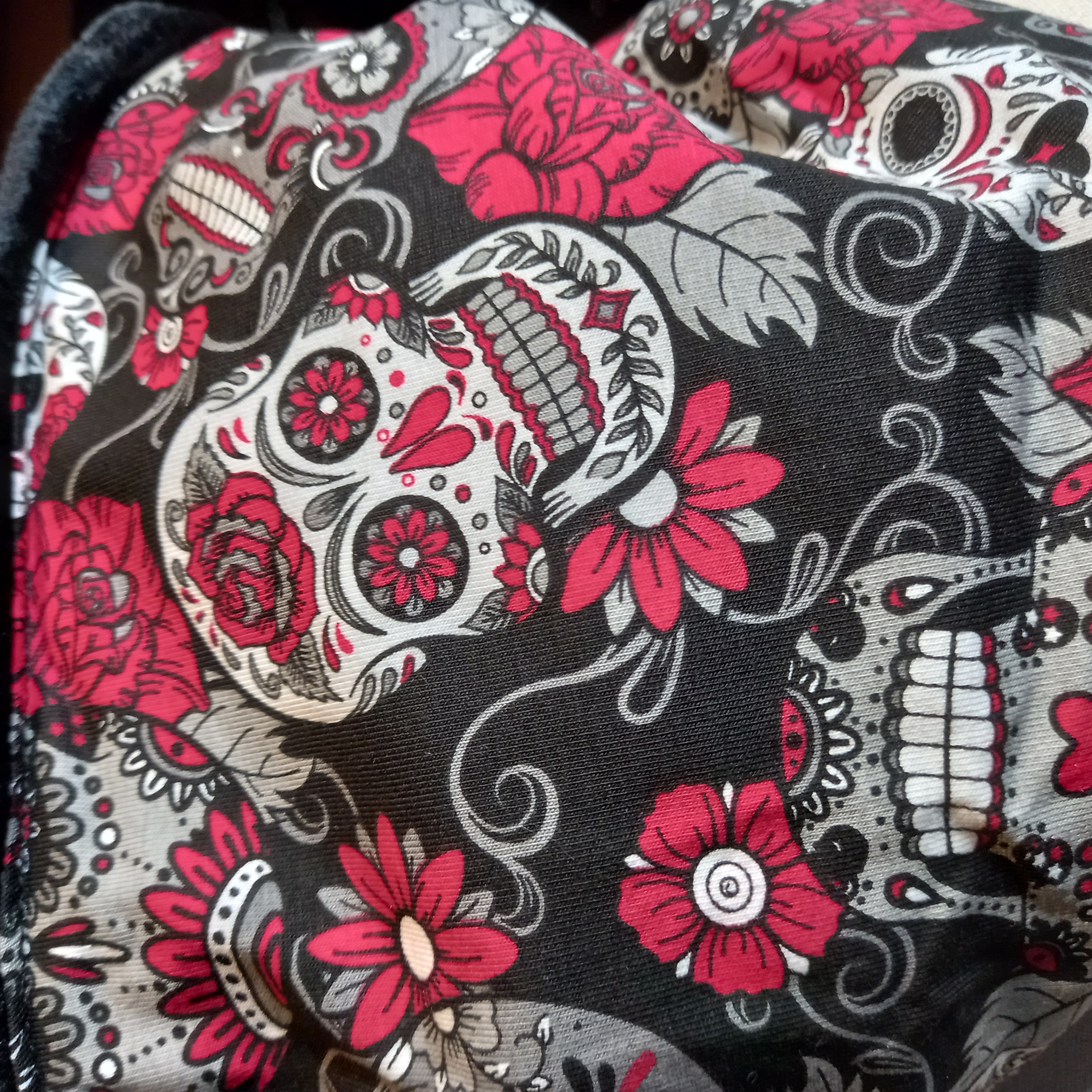 Tour de cou santa muerta rouge et noir