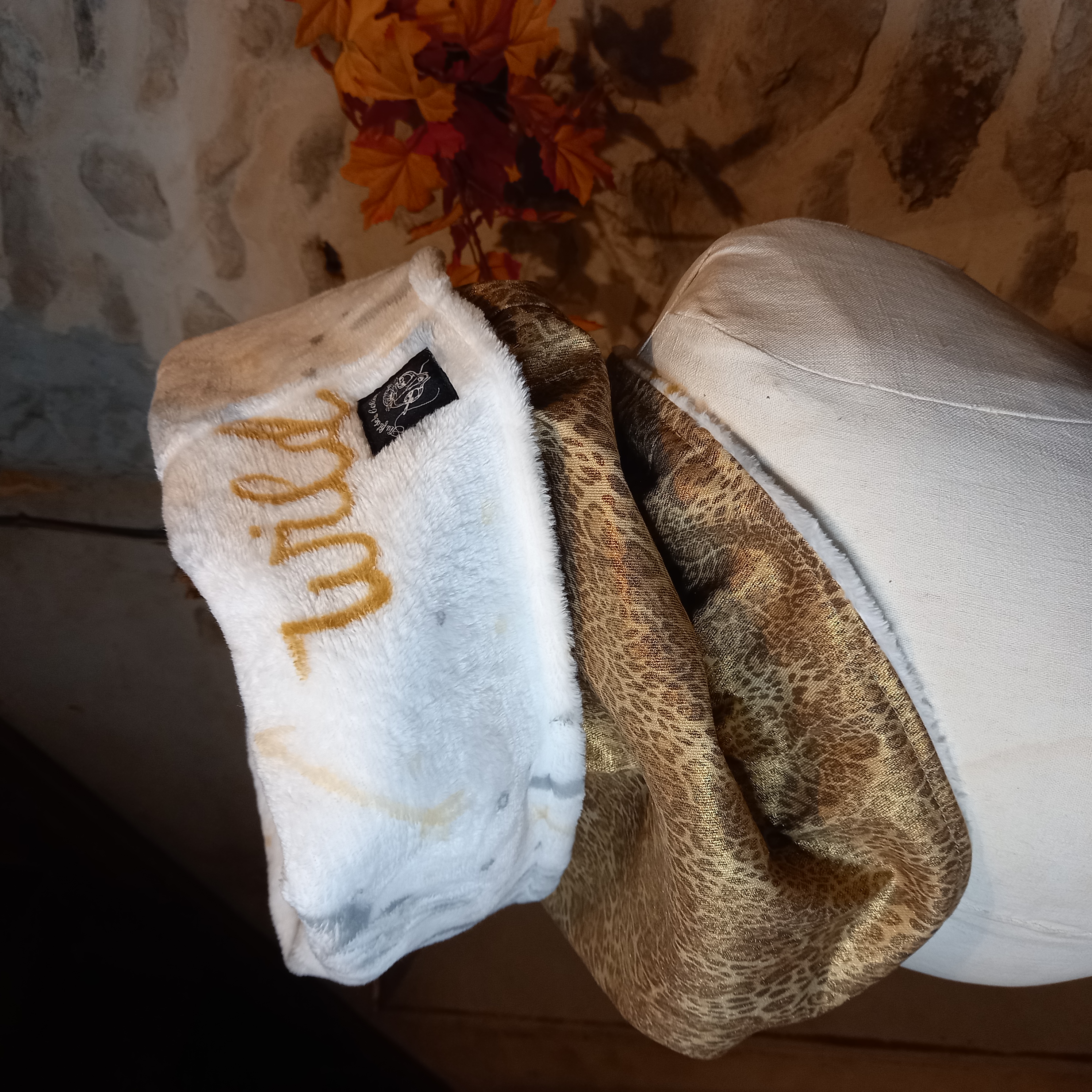 Meģa snood capuche léopard doré 