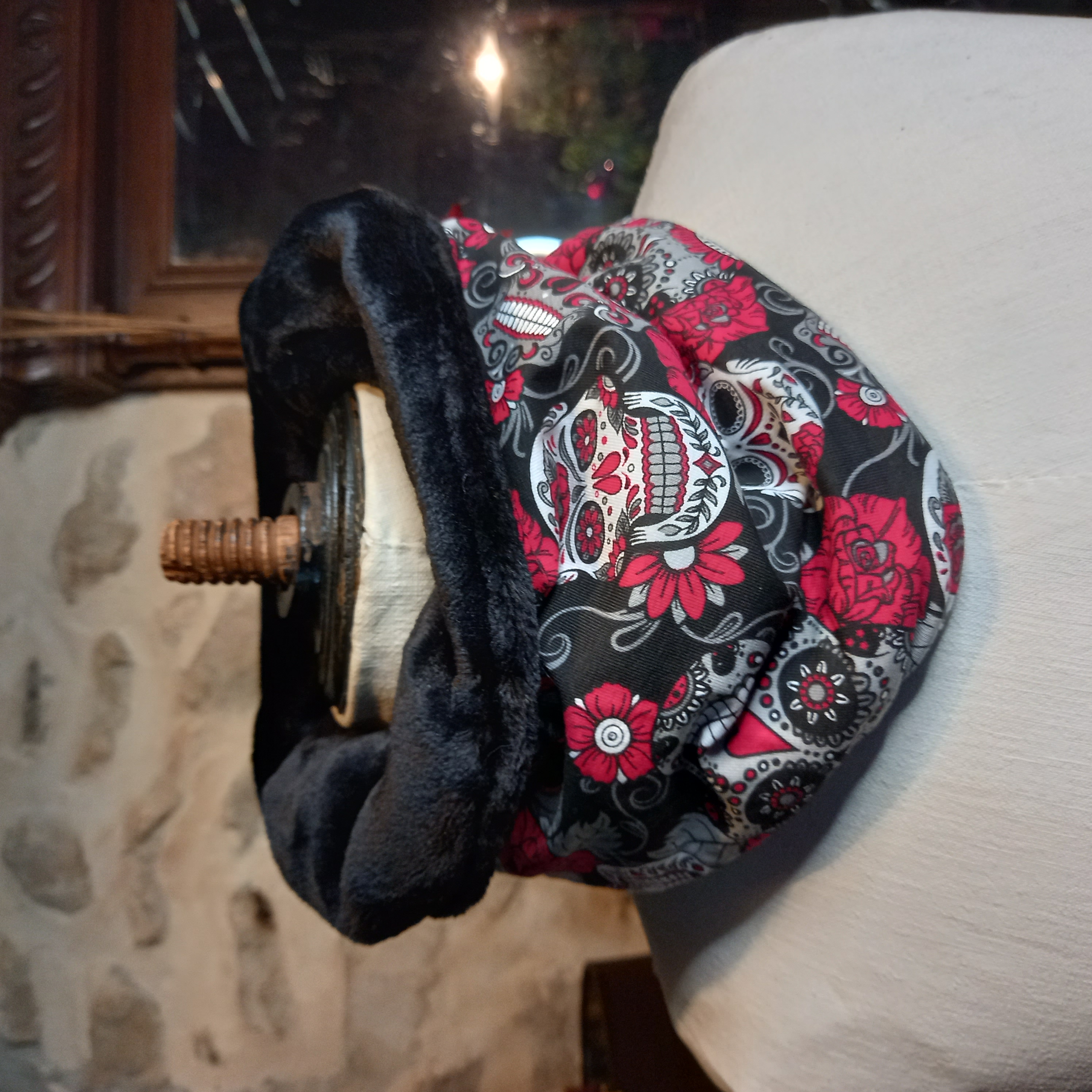 Tour de cou santa muerta rouge et noir