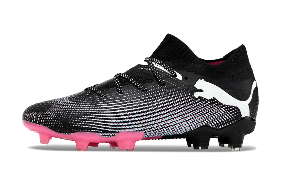 PUMA  Future 7 turf