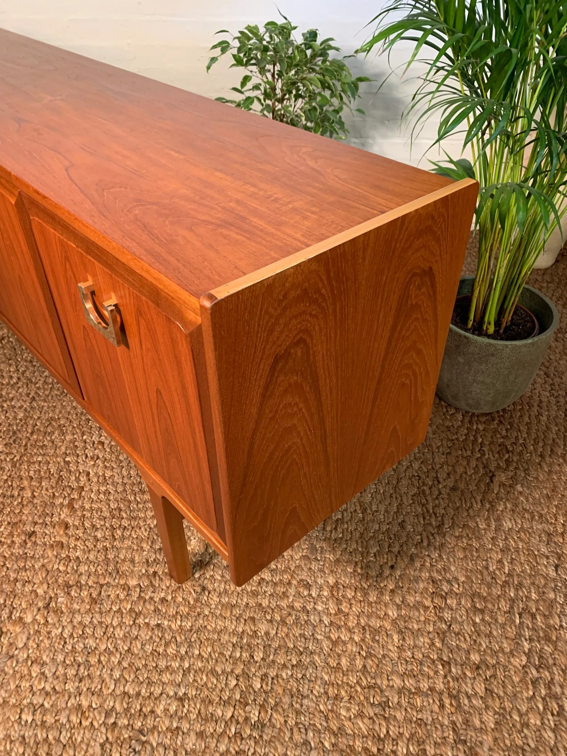 Retro/Vintage Mid Century Teak Sideboard
