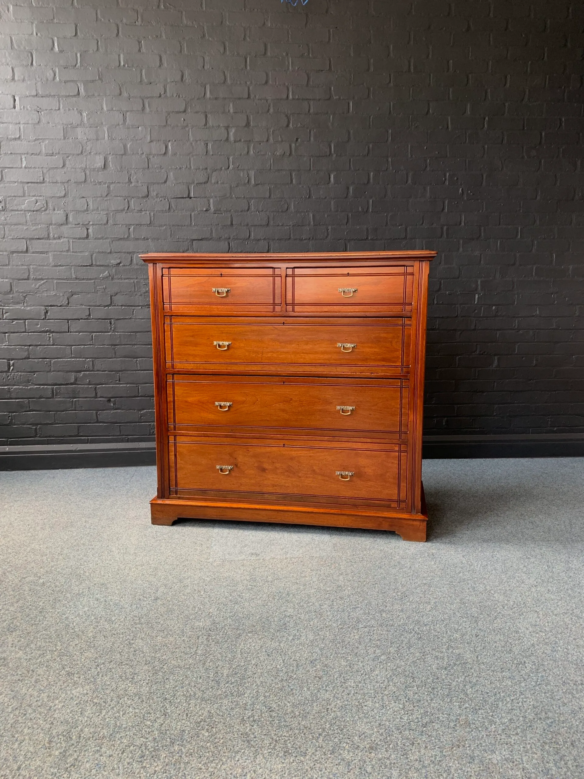 Victorian Walnut Chest Of Drawers