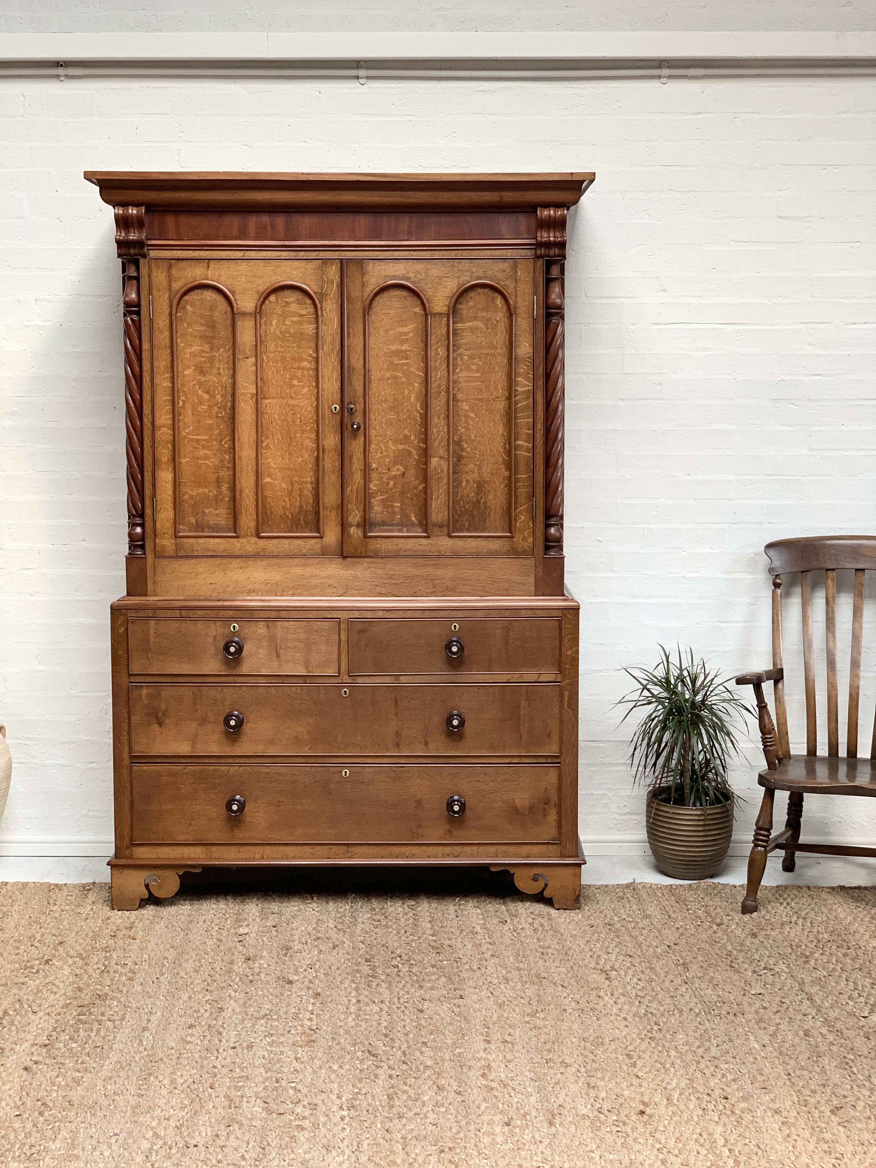 Oak Linen Chest
