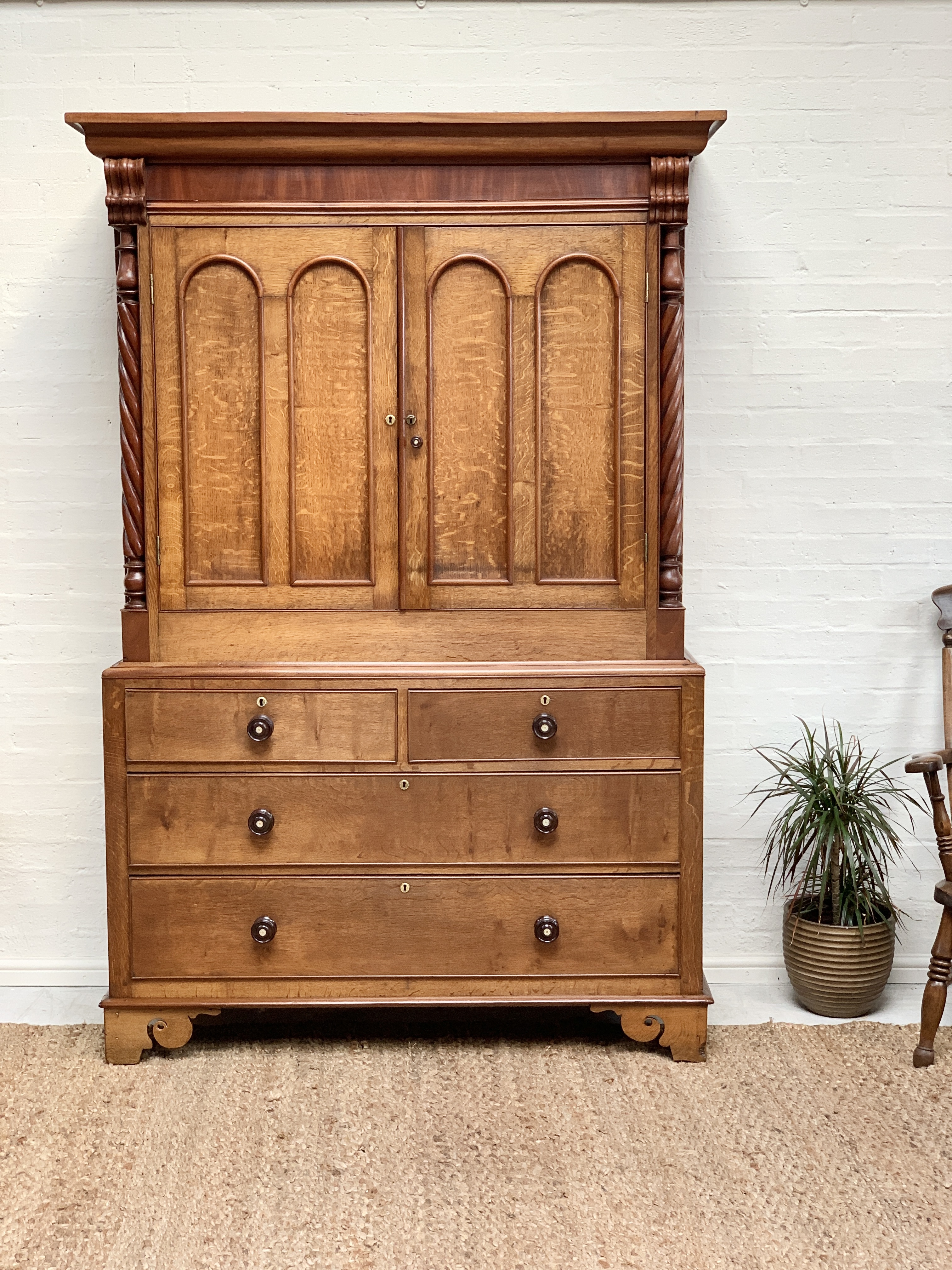 Oak Linen Chest