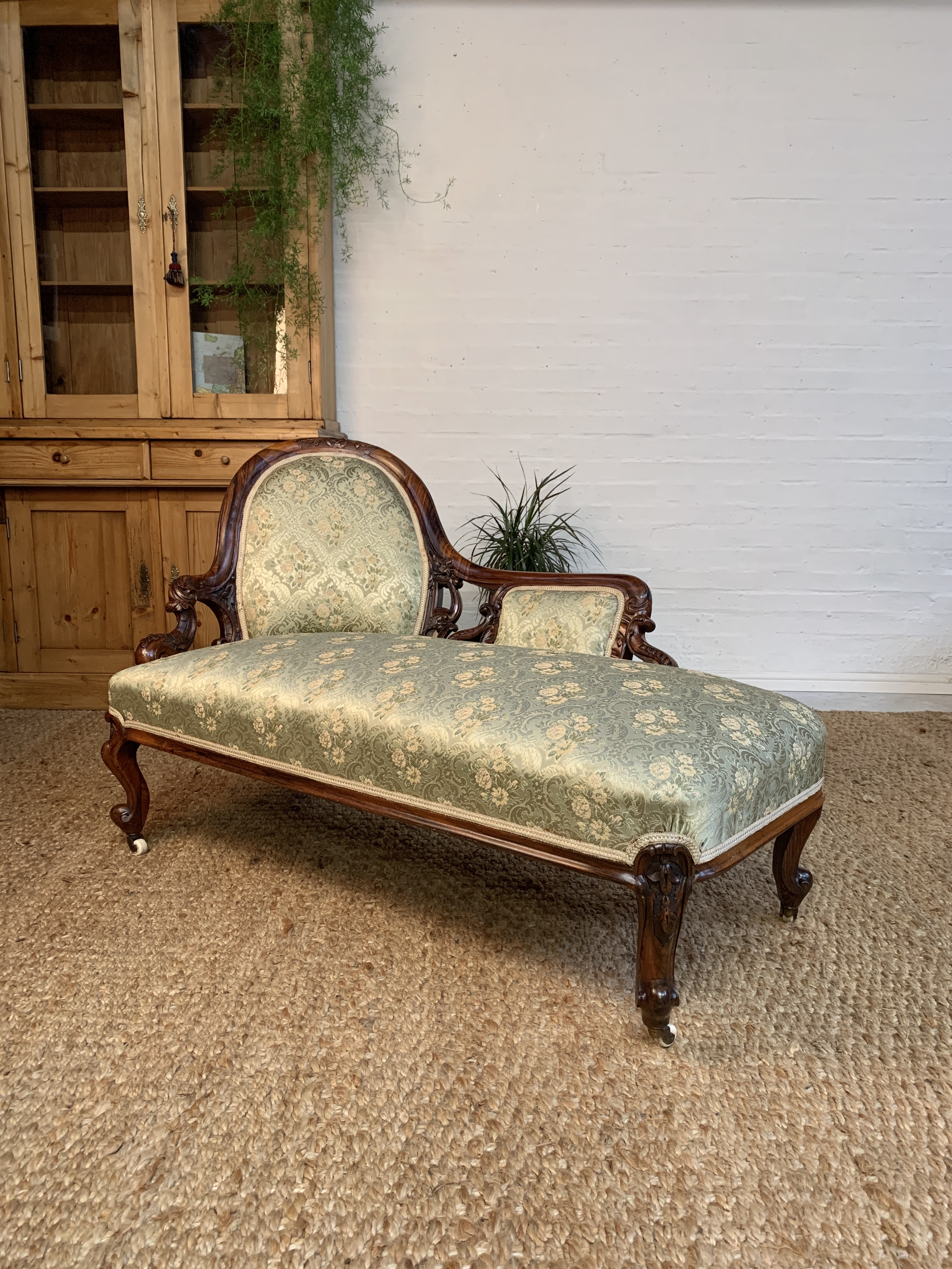 Victorian Rosewood Chaise Longue – 19th Century