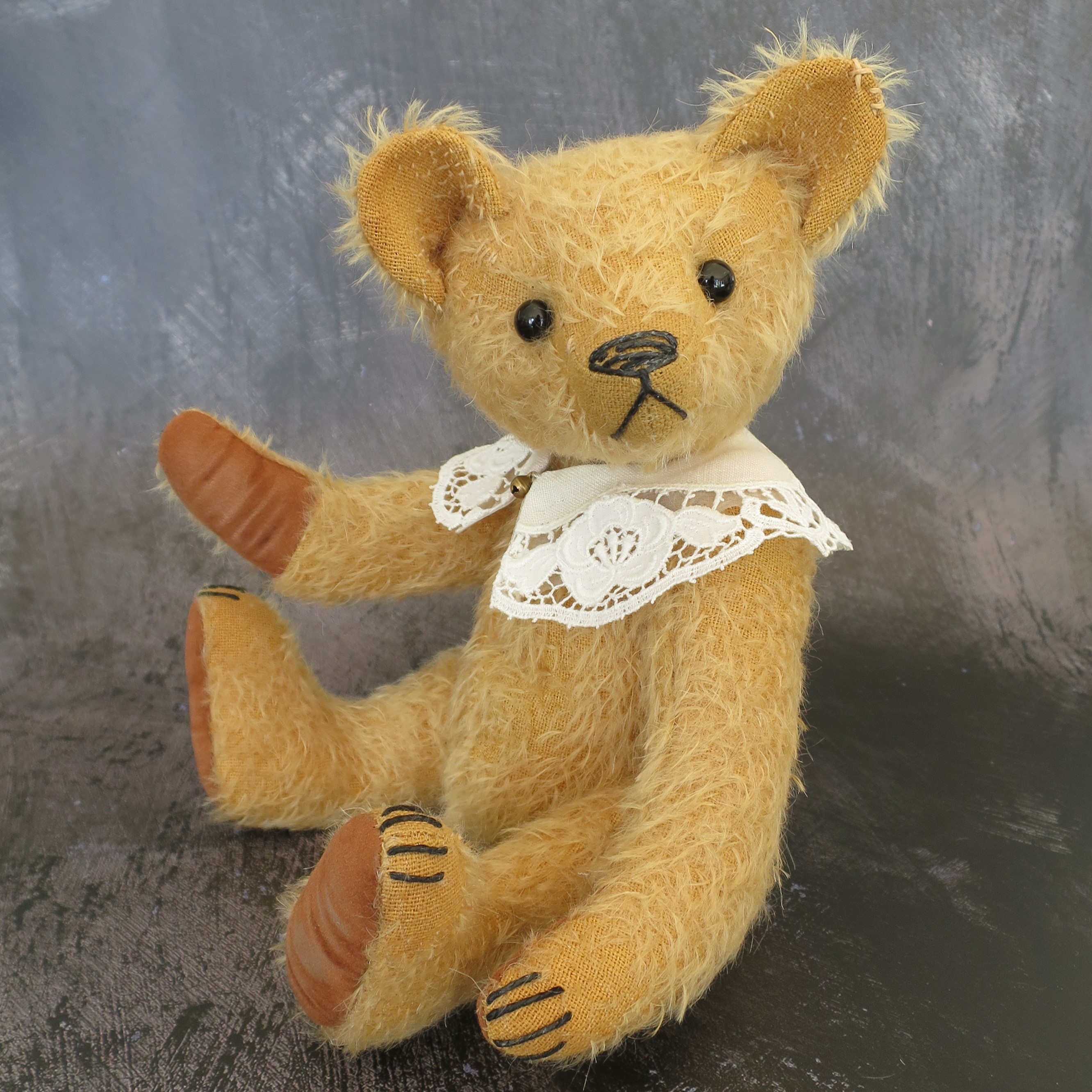 Wynn: a handmade mohair teddy bear