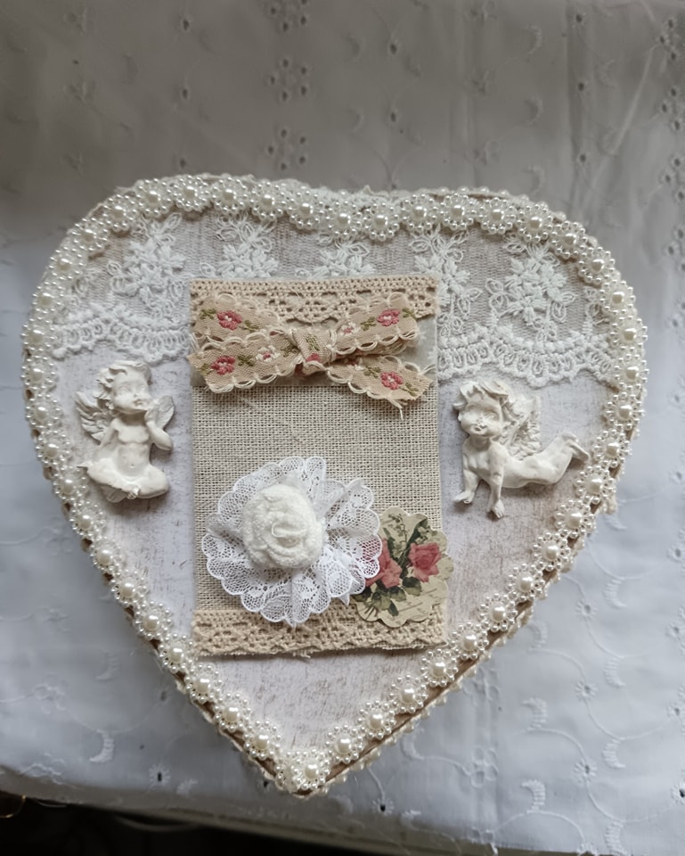 Jolie boîte en forme de Cœur