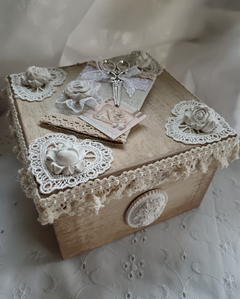 Jolie boîte carrée