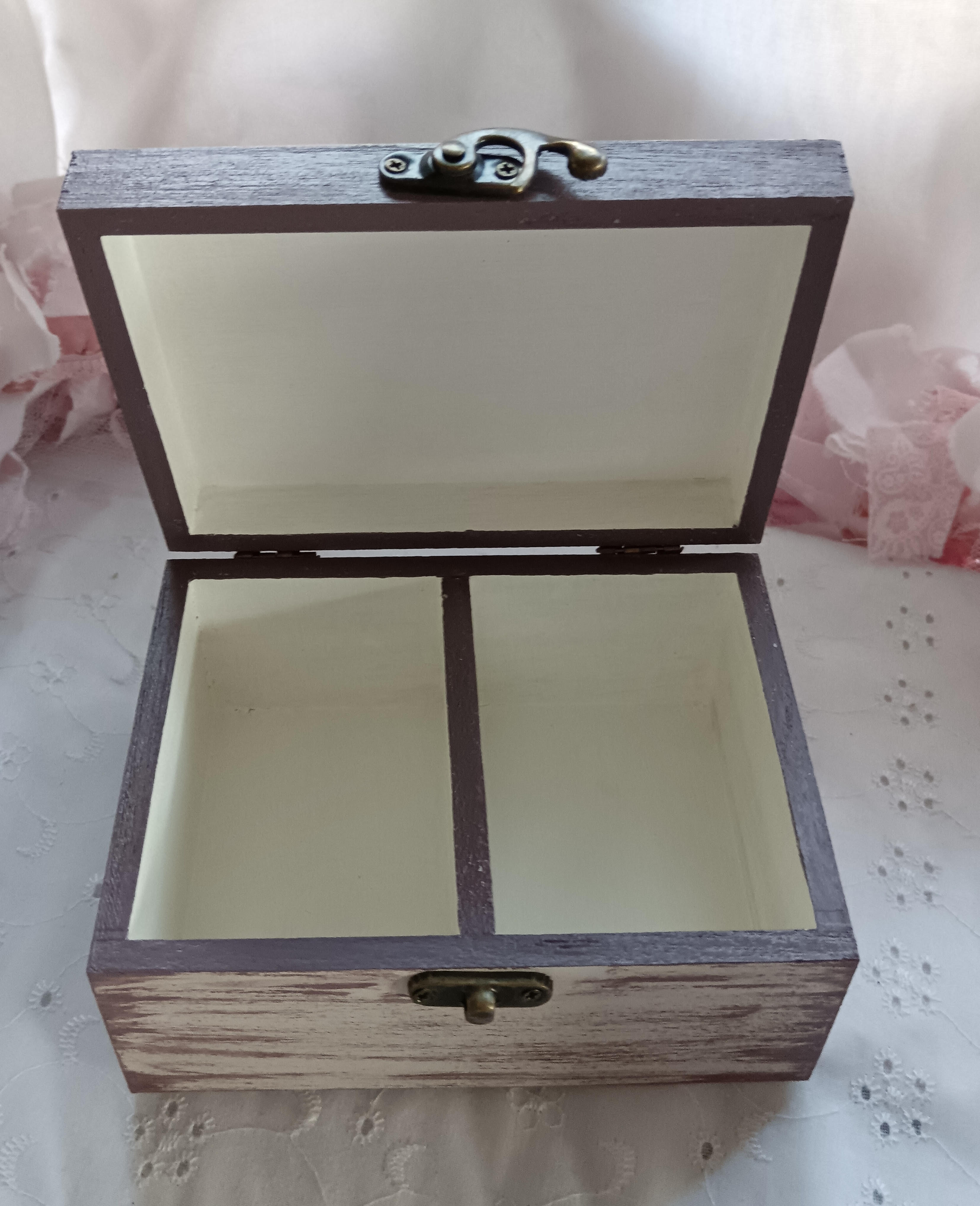 Joli coffret en bois vintage