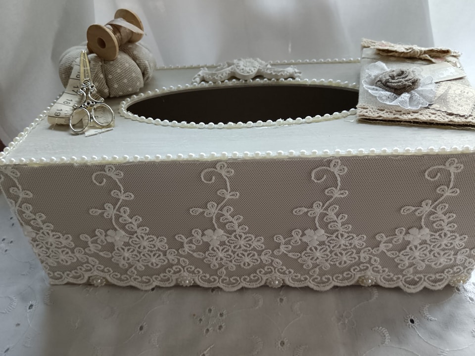 Boîte à mouchoirs