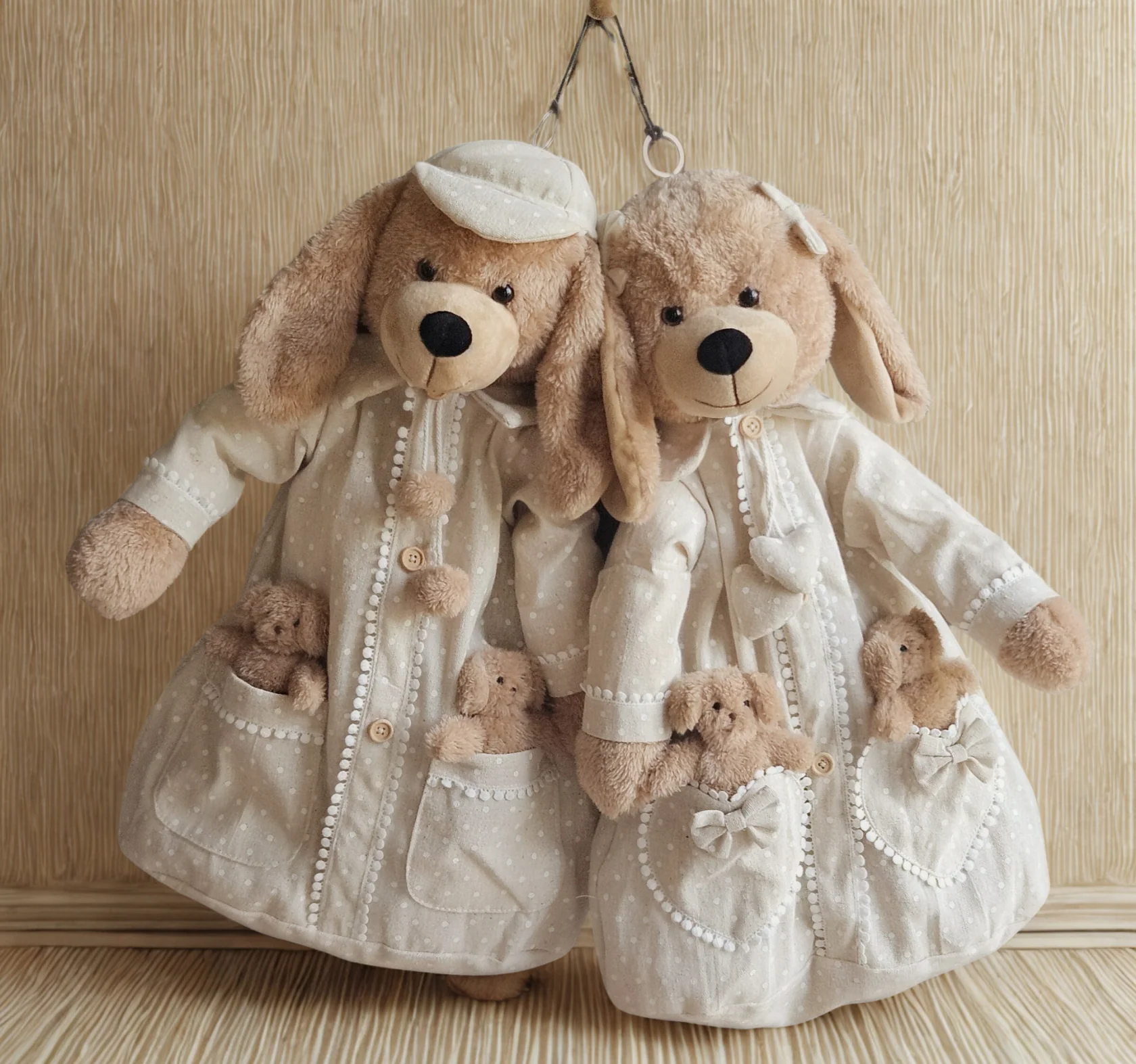 Peluche range-pyjama chien