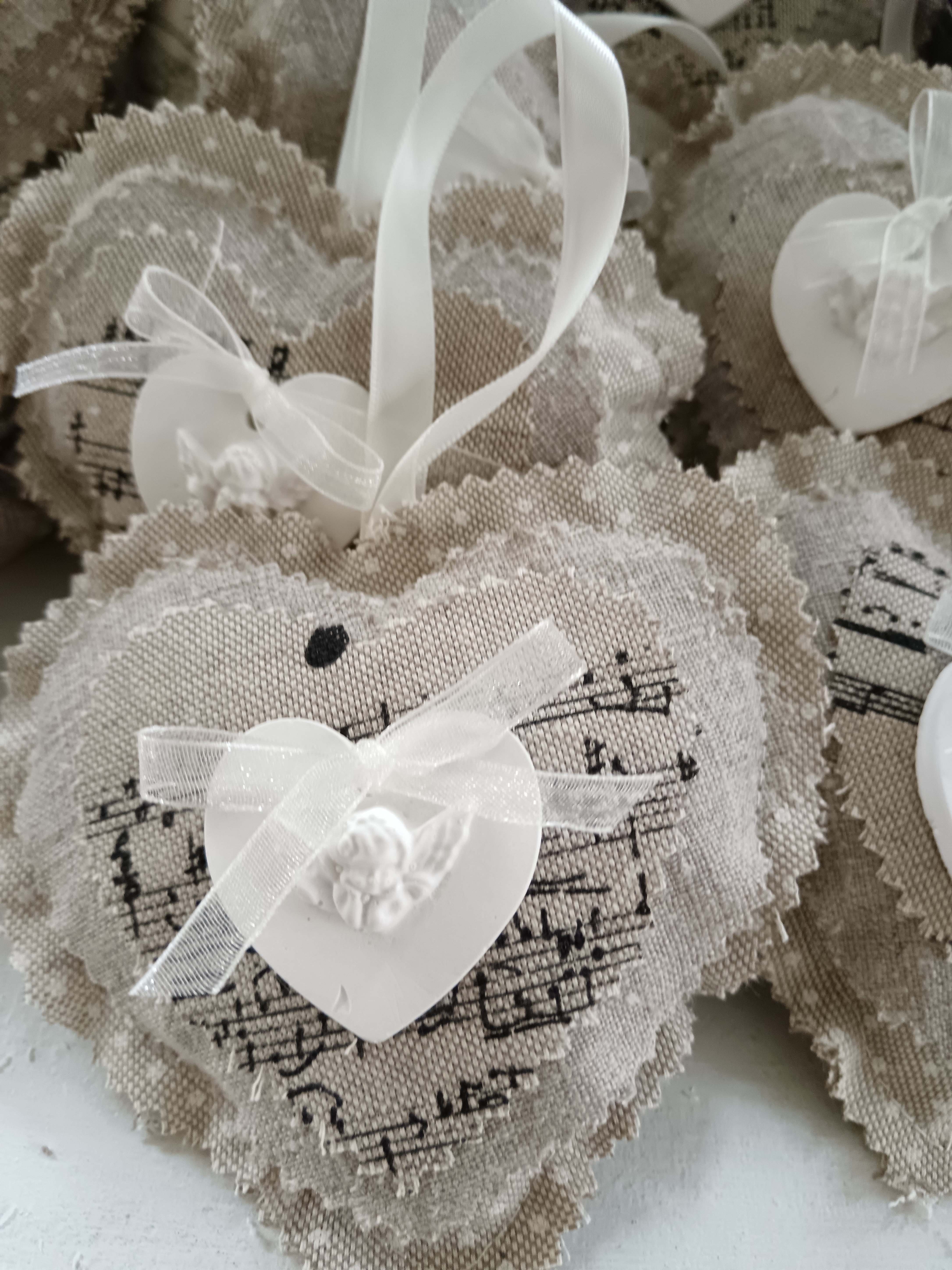 Cœurs décoratifs en tissu