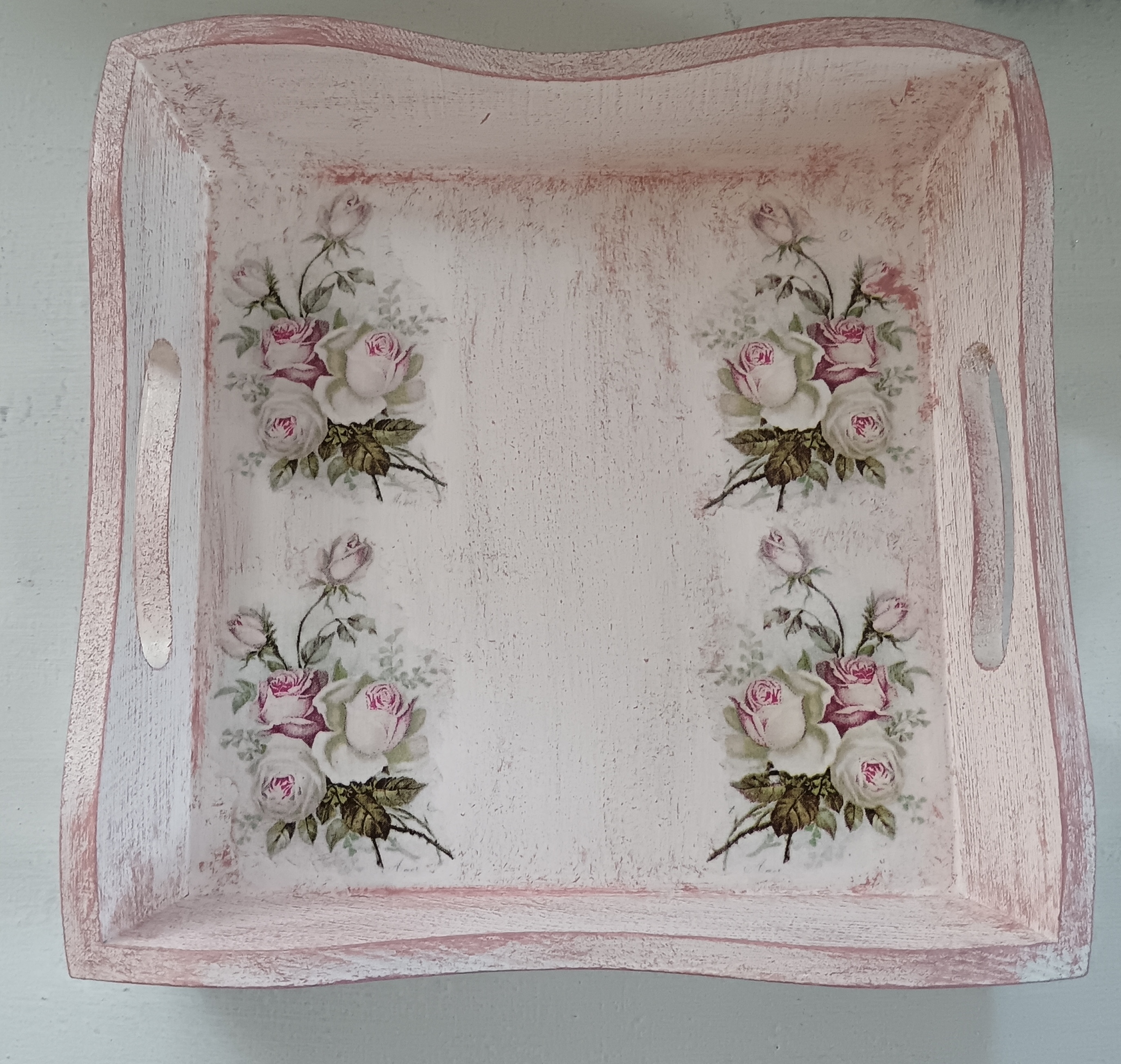 Plateau modèle "Bouquet de Roses Romantique" 