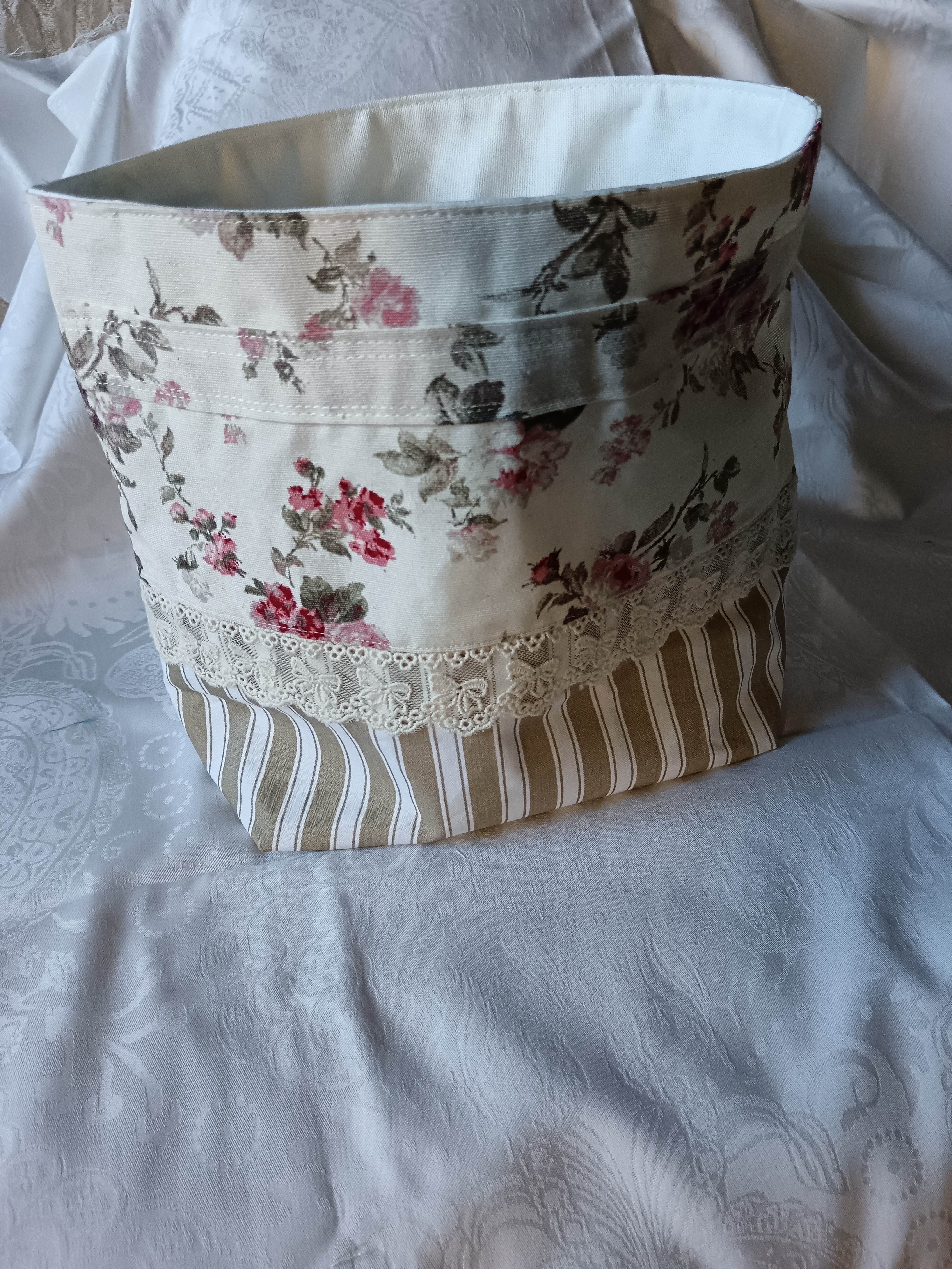 Pochon de style "shabby-chic" 