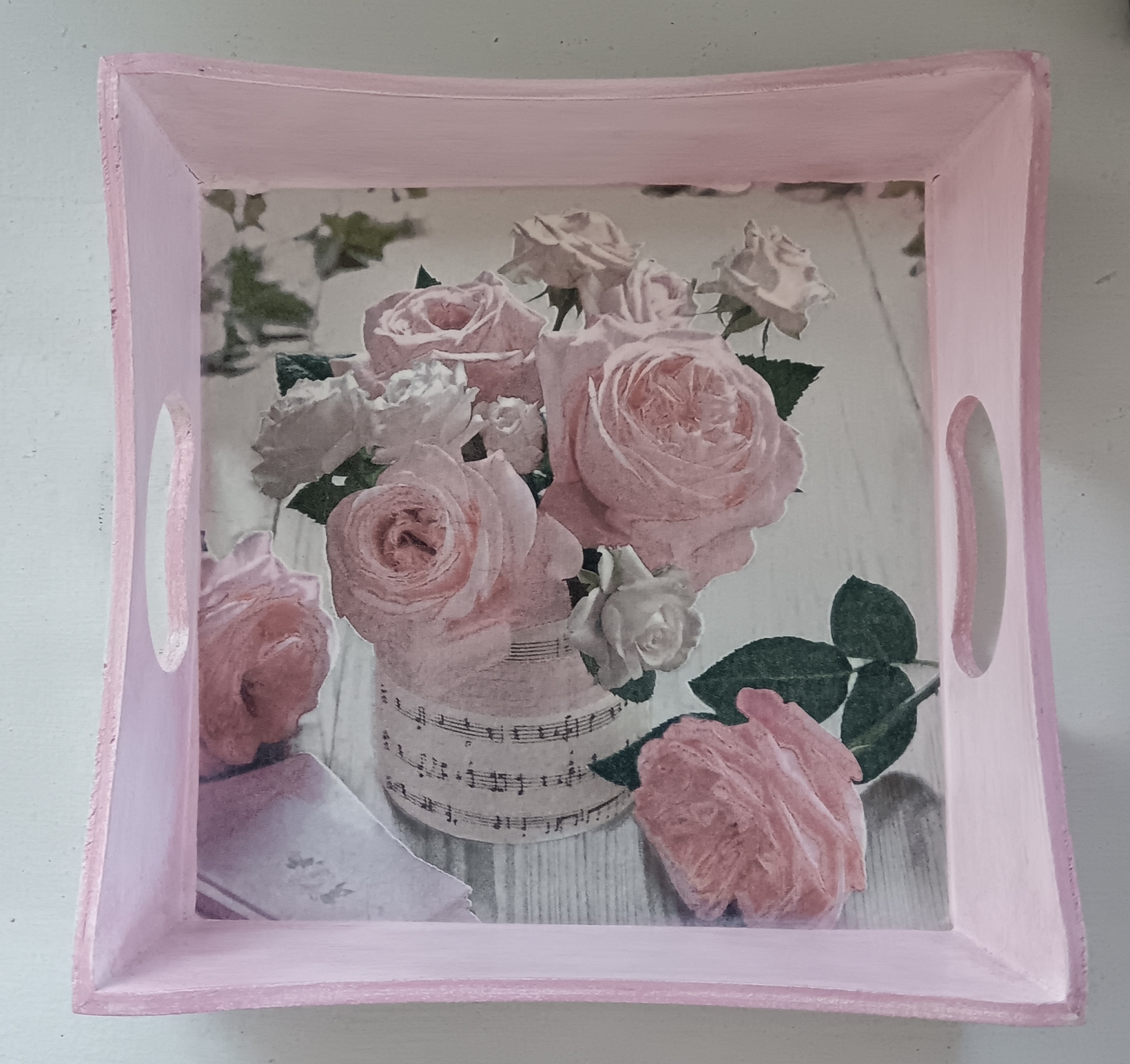 Plateau modèle "Notes fleuries" 