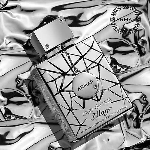 Perfume Armaf Club De Nuit Sillage