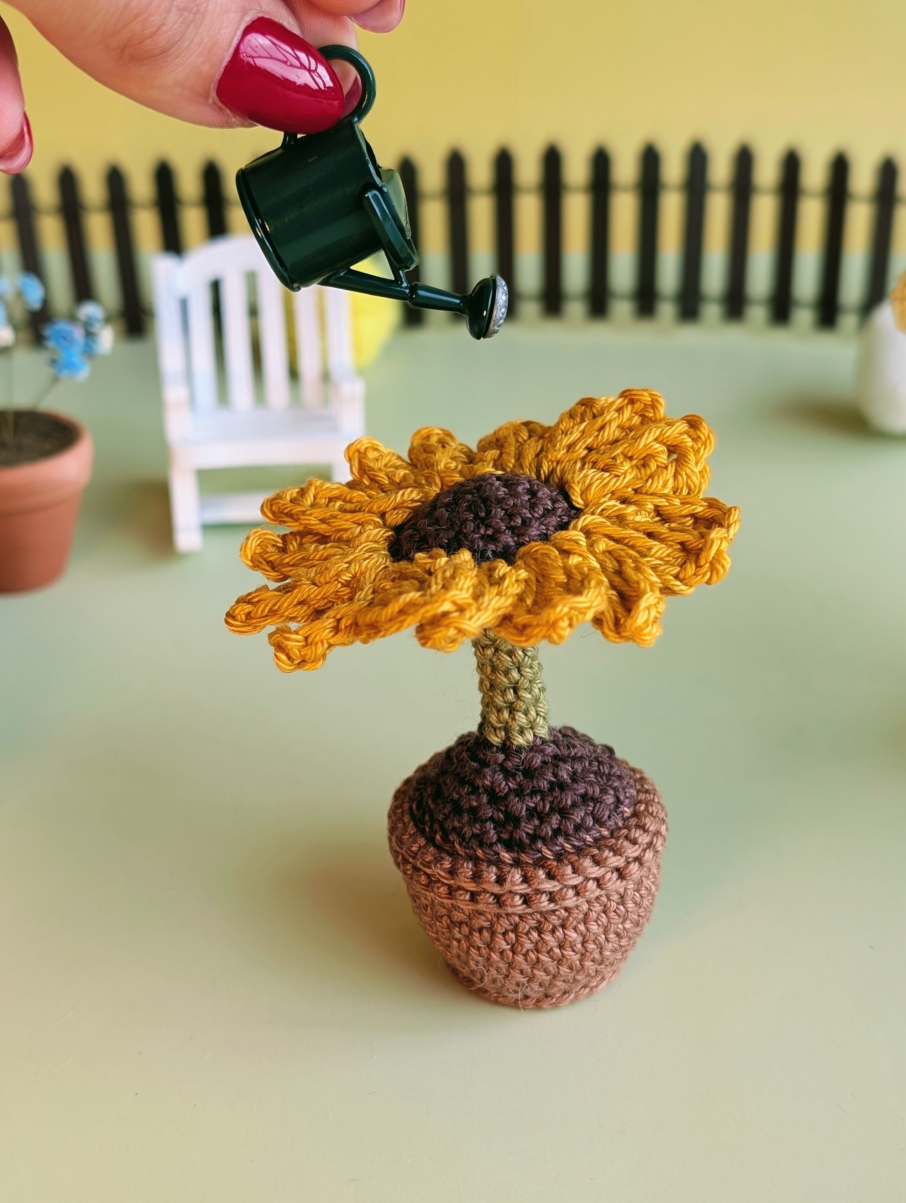 BOX D'ÉTÉ : MRS SUNSHINE ET SON TOURNESOL 