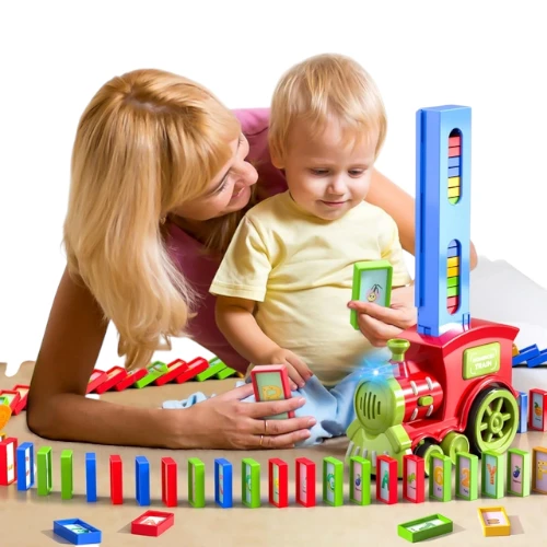 Doloowee Domino Train Toy Set