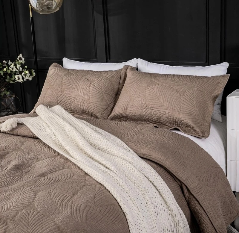 Qucover Quilted Bedspreads - Palm Leaf Design