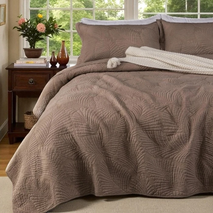 Qucover Quilted Bedspreads - Palm Leaf Design