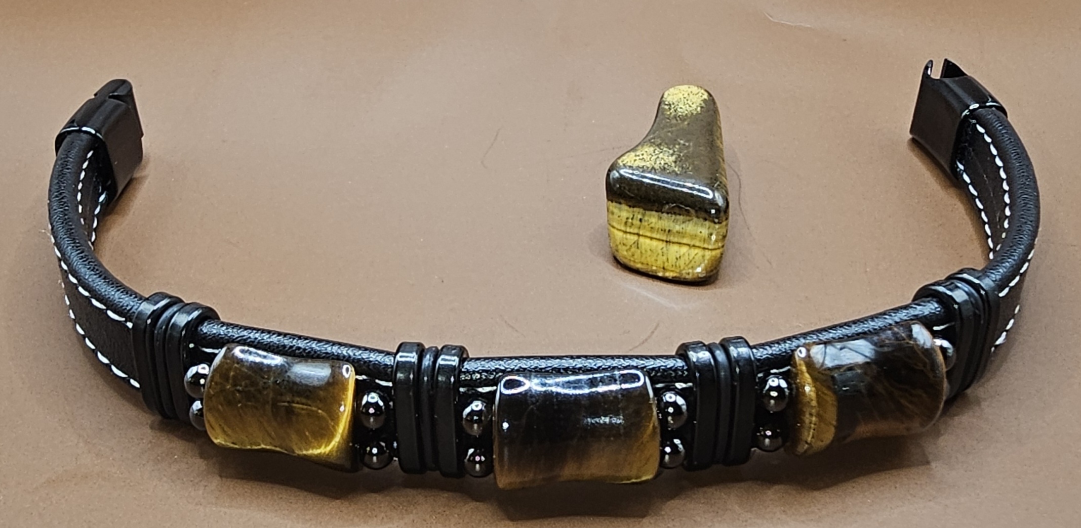 Leather Bracelet with  polished Tigers eye gemstones