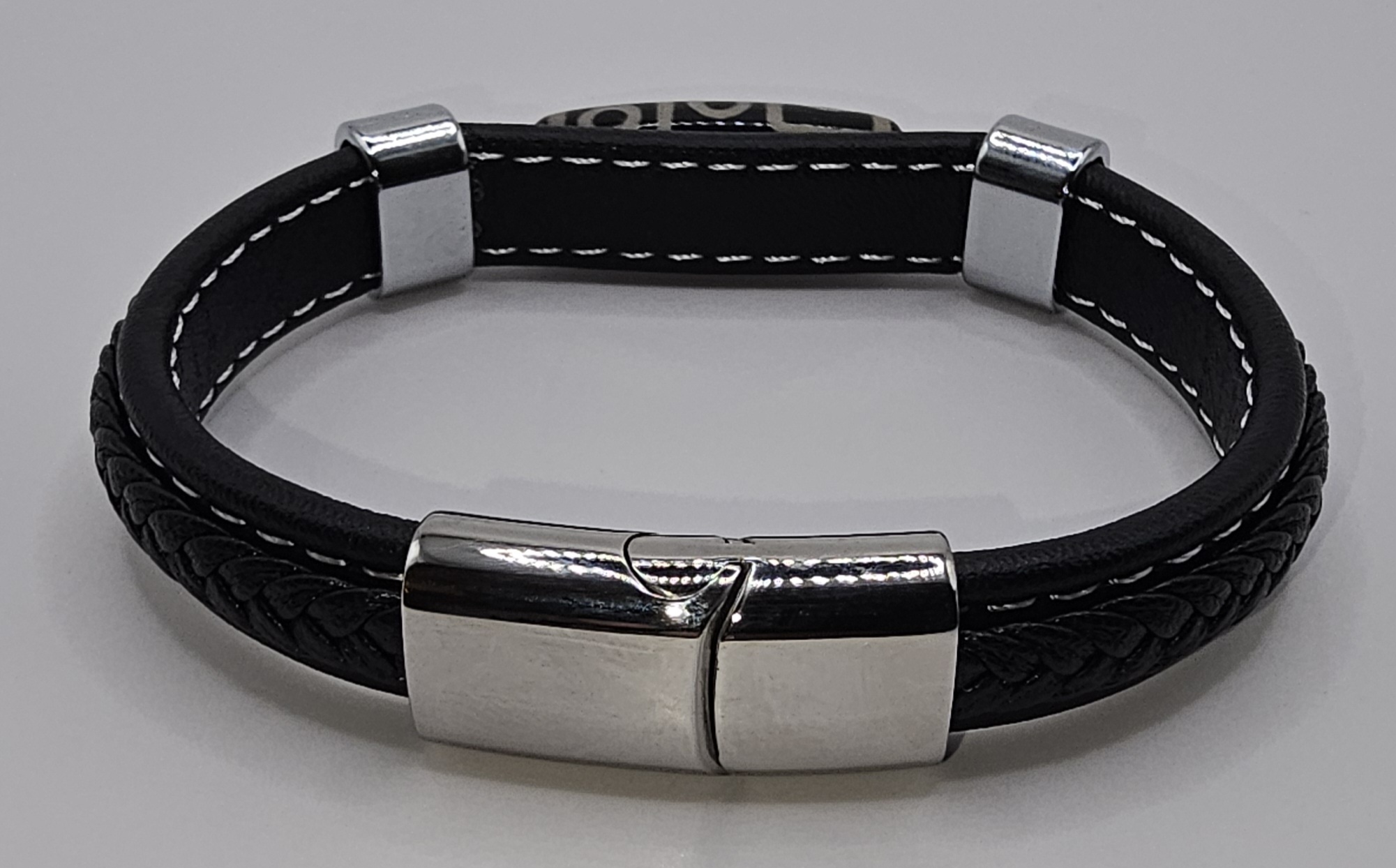 Tibetan nine eye Dzi Leather Bracelet 
