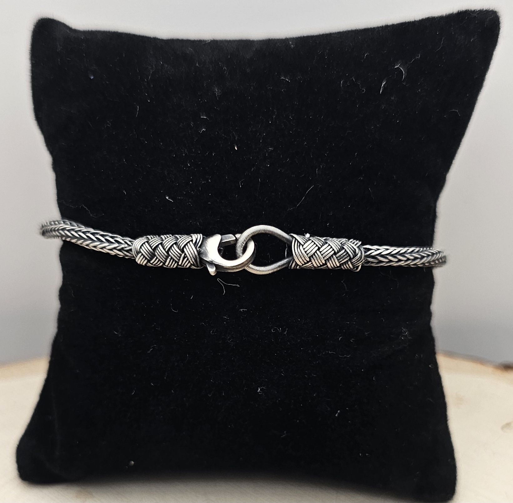 Exquisitely handcrafted Infinity Knot Bracelet