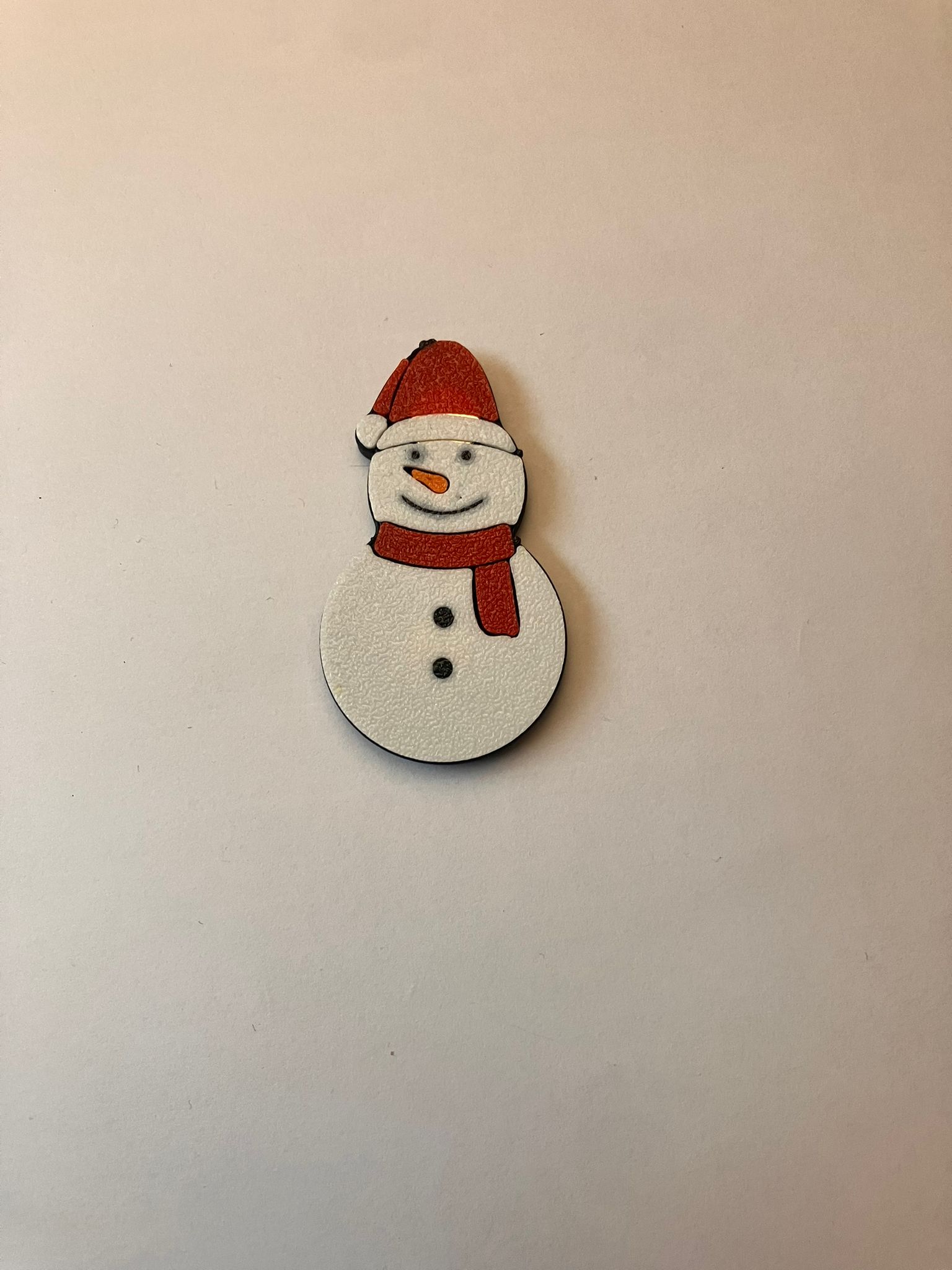 Sneeuwpop magneet broche