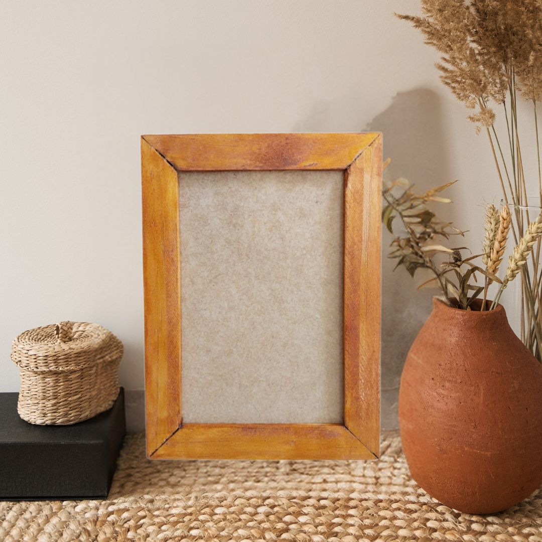 Porta Retrato em Madeira e Acetato