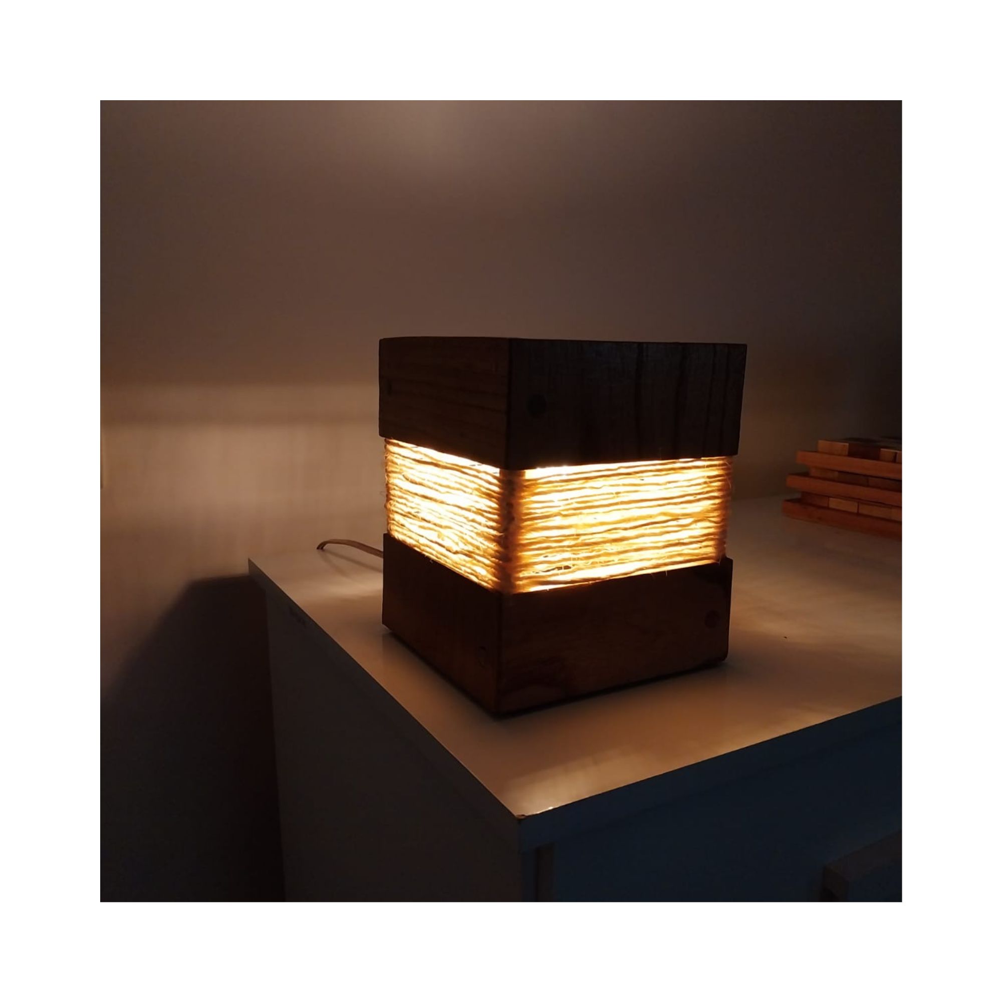 Abajour Luminária Em Mdf E Sisal