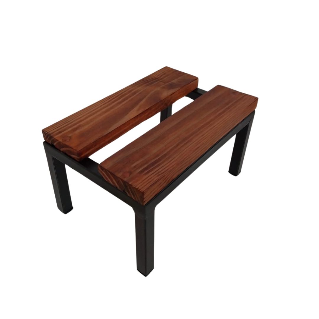 Banquinho De Madeira E Metal Decoração Apoio Pé