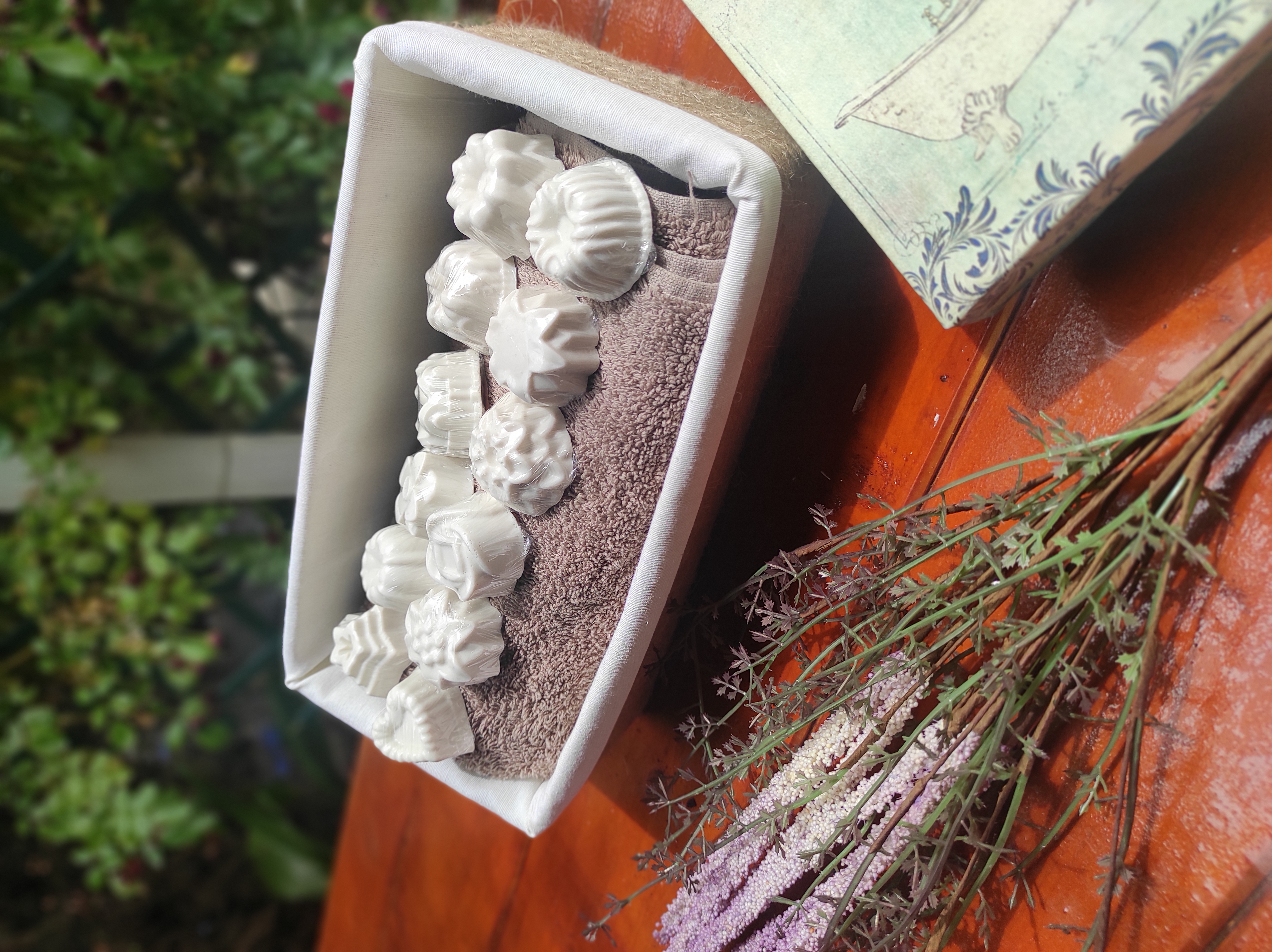 Jabones artesanales de glicerina, arbol de té y jojoba