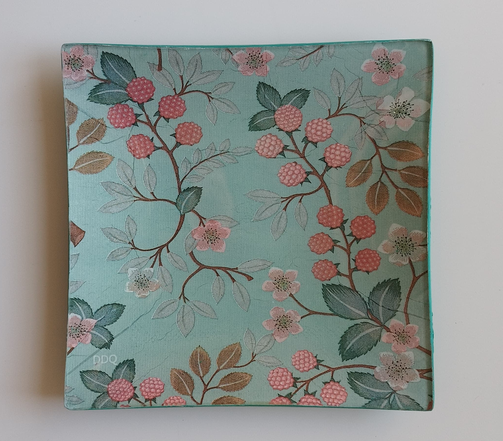 Plato decorativo de cristal