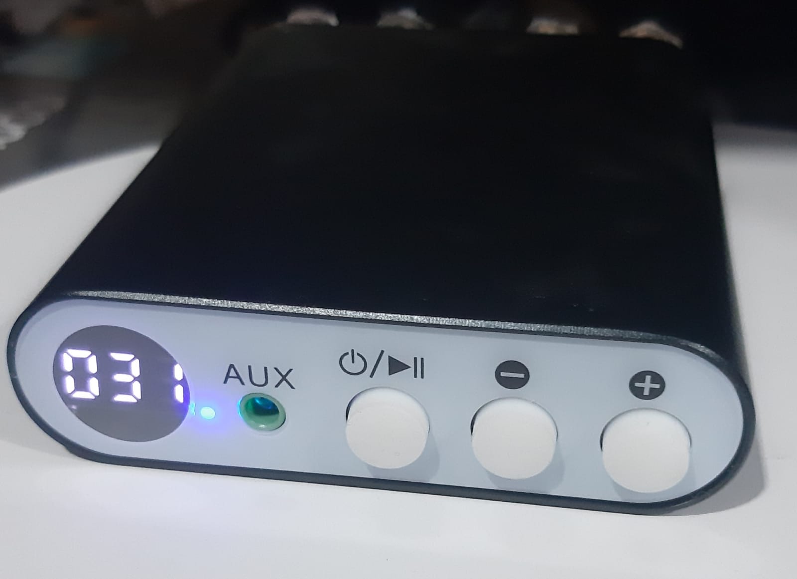 MINI STERO AMPLIFIER (100 +100 WATT)