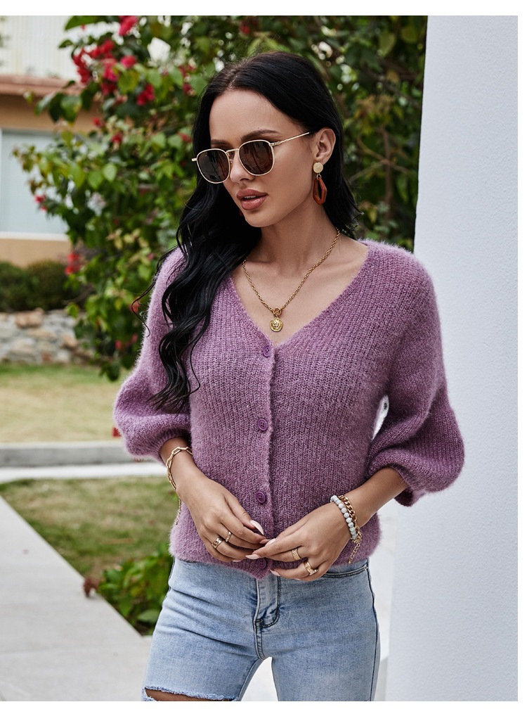 2024 New European and American V-neck Short Purple Loose Three-quarter Sleeve Knitted Cardigan