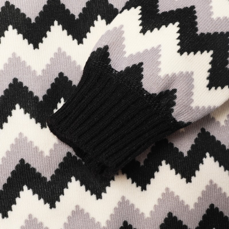 2024 autumn and winter popular children's Korean version of wavy pattern boys' fashionable plus velvet thick warm sweater