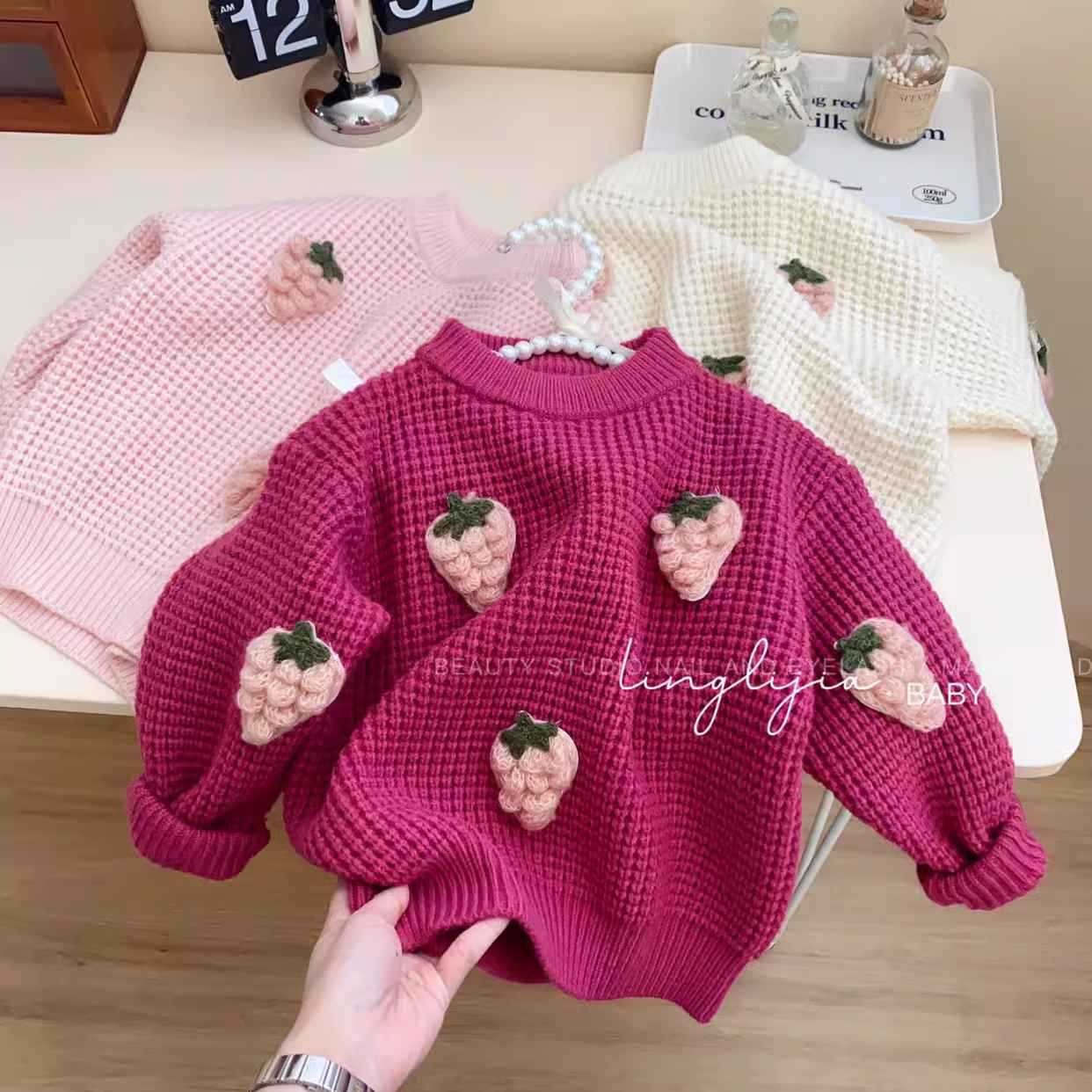 2024 Autumn Girls Fashion Three-Dimensional Strawberry Loose All-match Cute Knitted Pullover Sweater