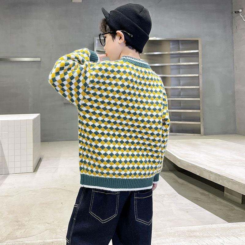 2024 Autumn and Winter Children's Winter Clothes Knitted Splicing Color Plaid Pattern Boys Winter Thickened Western Style Sweater
