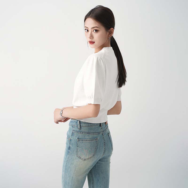 White O Neck Cotton Short Sleeve Cardigan Outfit