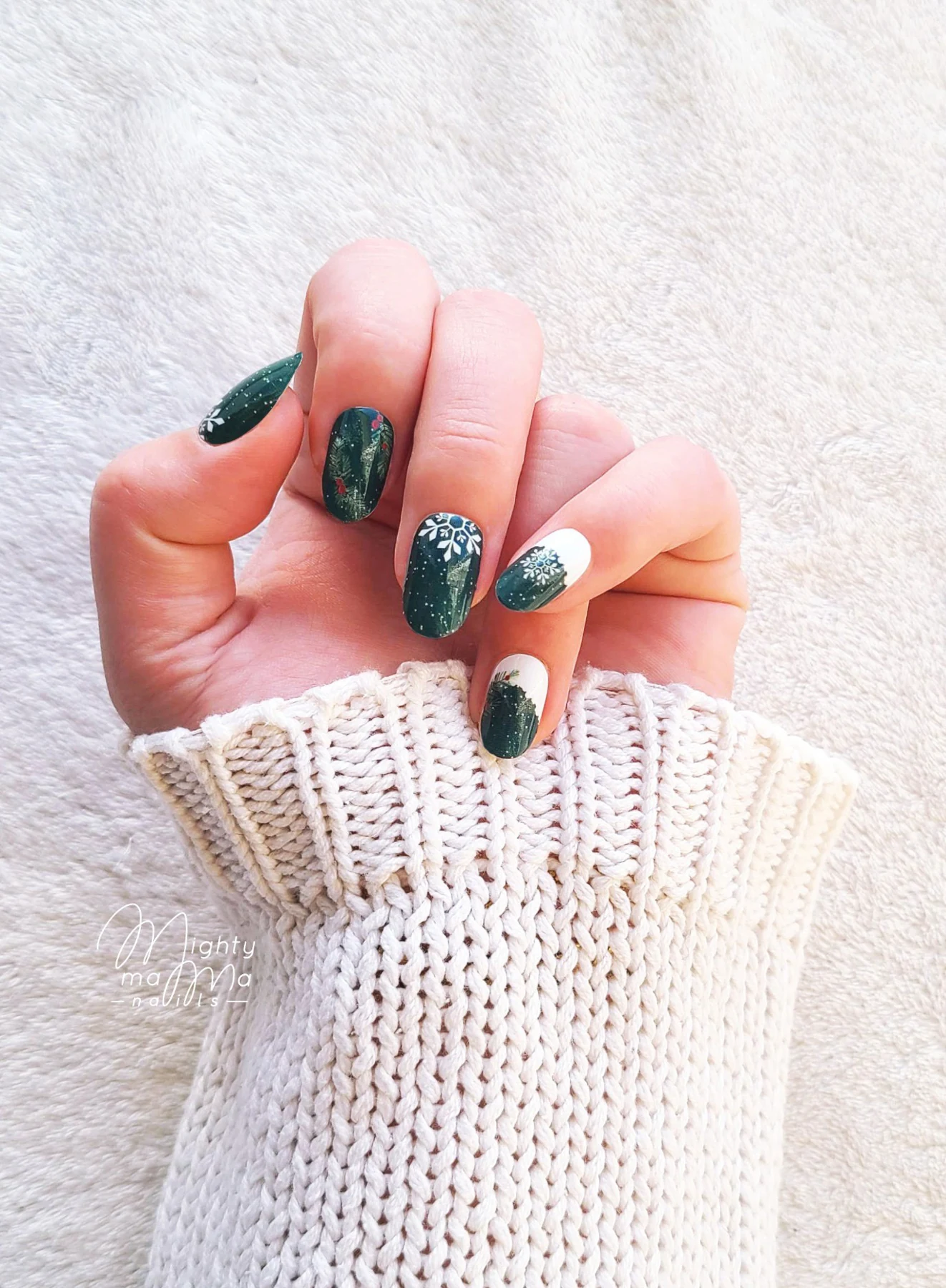 Nail Art HOLLY