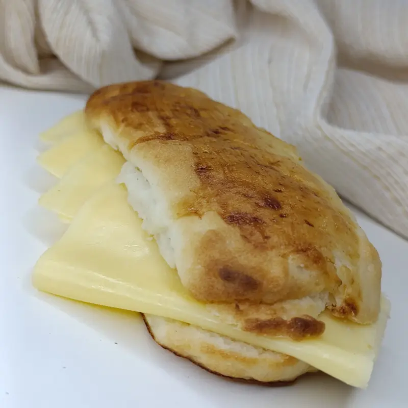 Sandwich Apretado de Queso