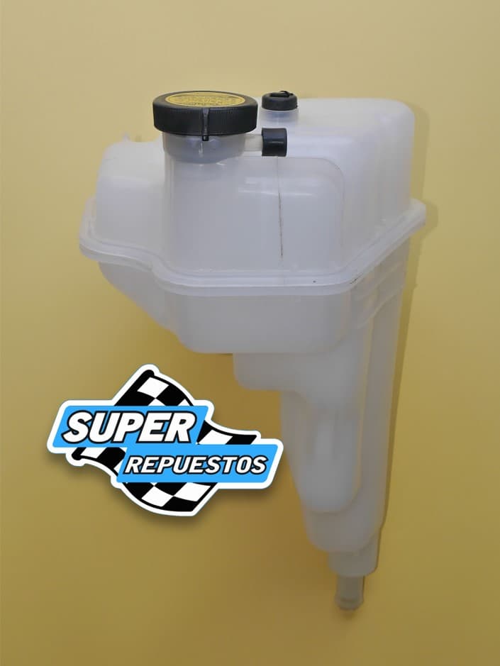 Hilux Deposito de Radiador 2016 al 2023