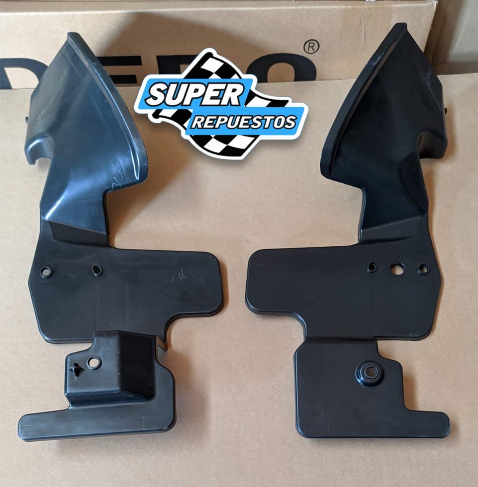 Hilux Deflector de Radiador 2011-2015