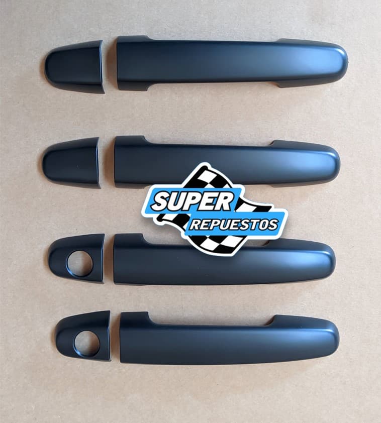 Yaris Adorno Manija negra 2007 al 2022