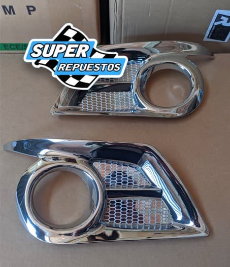 Hilux Adornos Neblineros 2011 al 2015