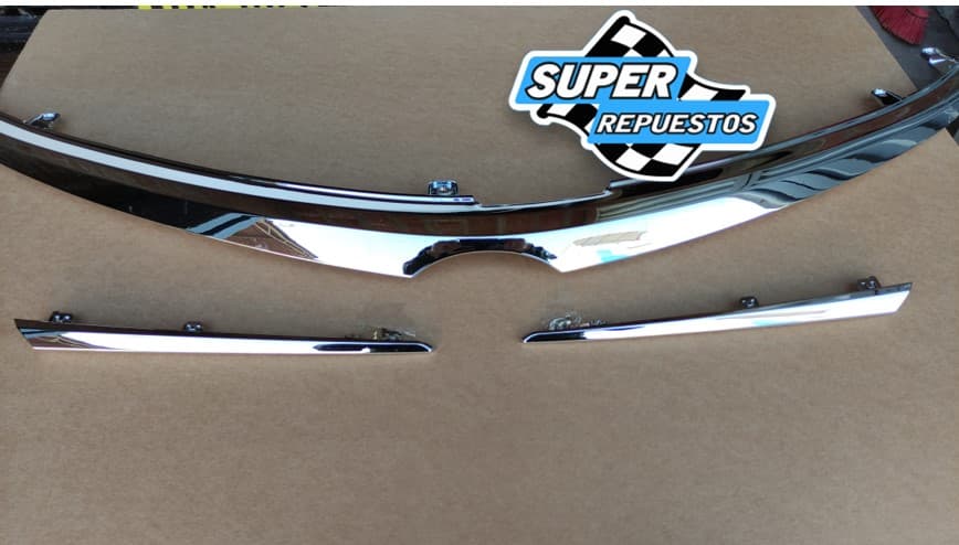 Yaris Adornos Bisel de Mascara 2014 al 2017